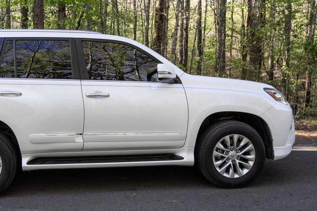 2018 Lexus GX 2nd Gen - Image 11 of 31