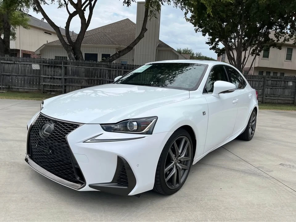 2018 Lexus IS 3rd Gen - Image 3 of 8