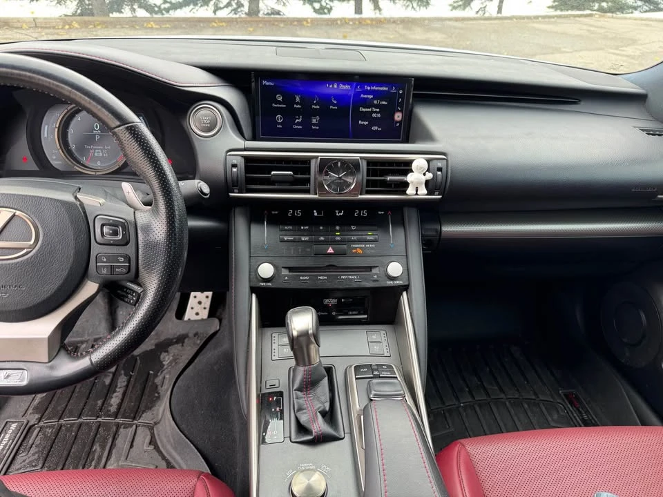 2018 Lexus IS 3rd Gen - Image 14 of 19