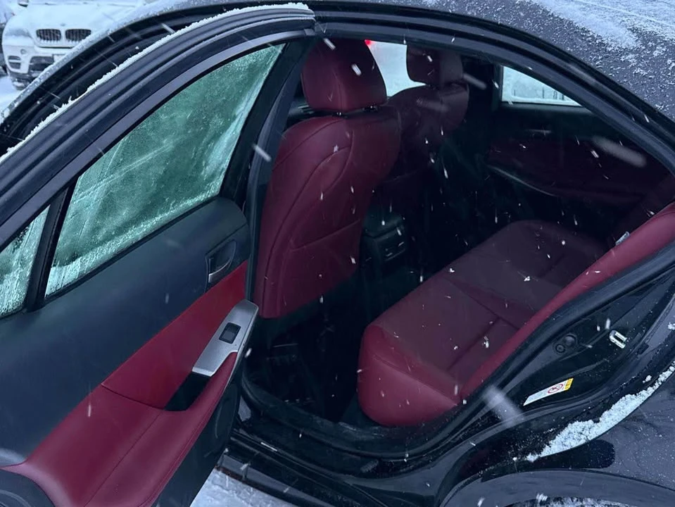 2018 Lexus IS 3rd Gen - Image 8 of 10