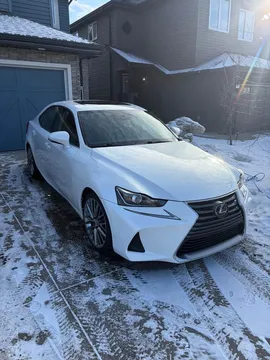 2018 Lexus IS300 AWD