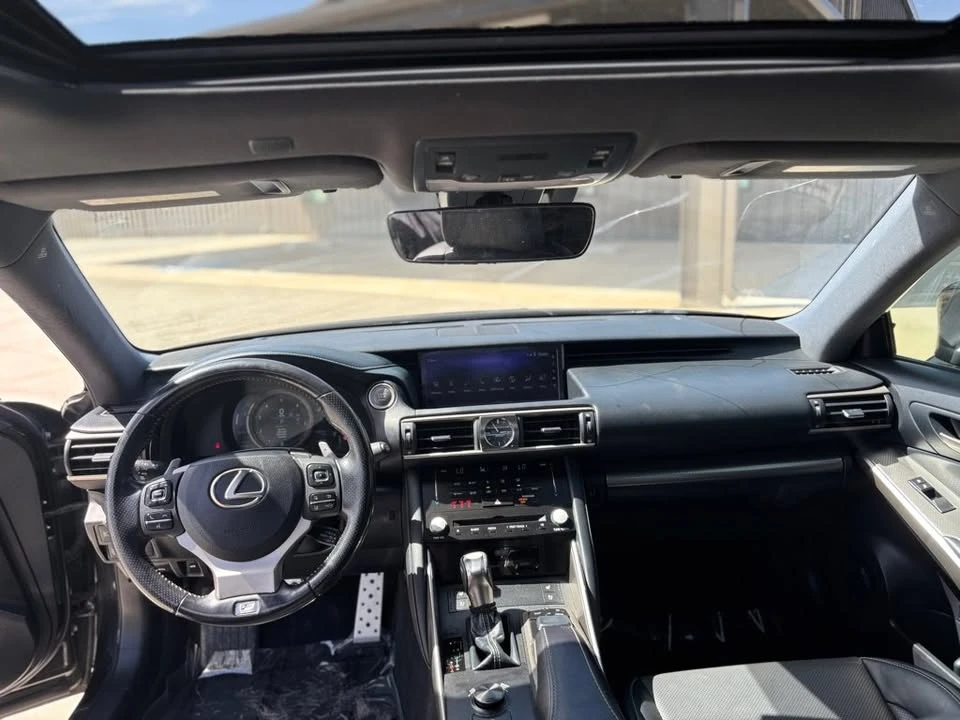 2018 Lexus IS 3rd Gen - Image 13 of 19