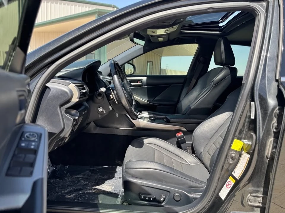 2018 Lexus IS 3rd Gen - Image 11 of 19