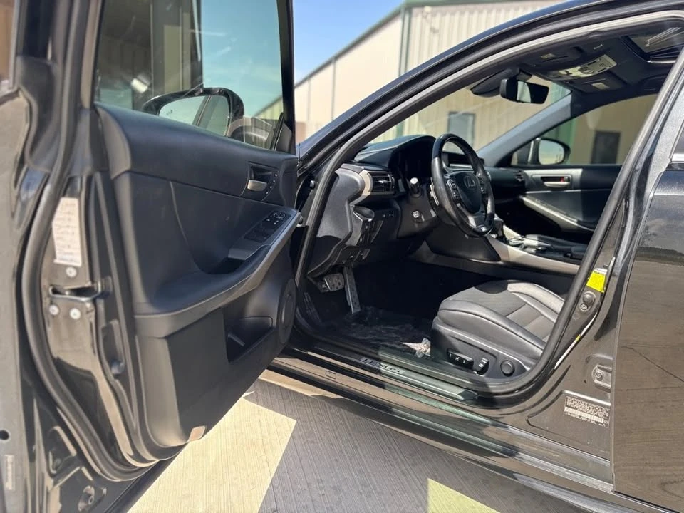 2018 Lexus IS 3rd Gen - Image 10 of 19