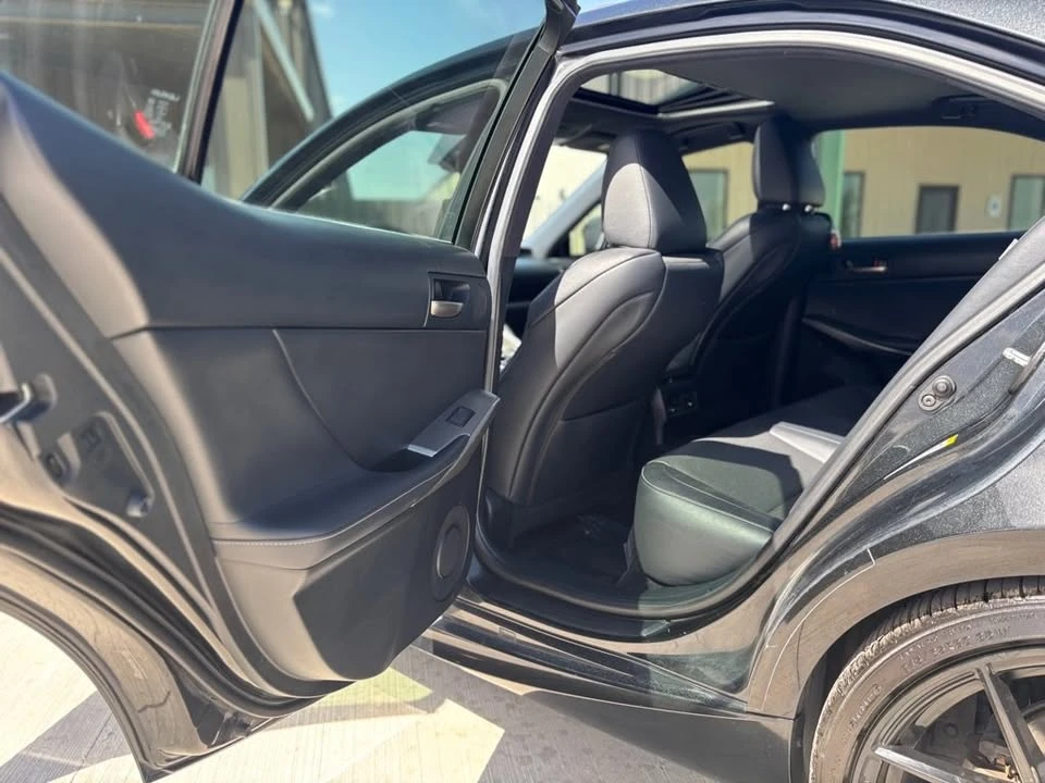 2018 Lexus IS 3rd Gen - Image 12 of 19
