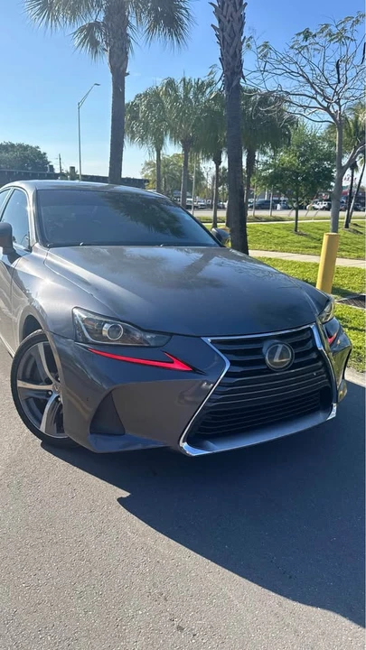 2018 Lexus IS 3rd Gen - Image 2 of 12