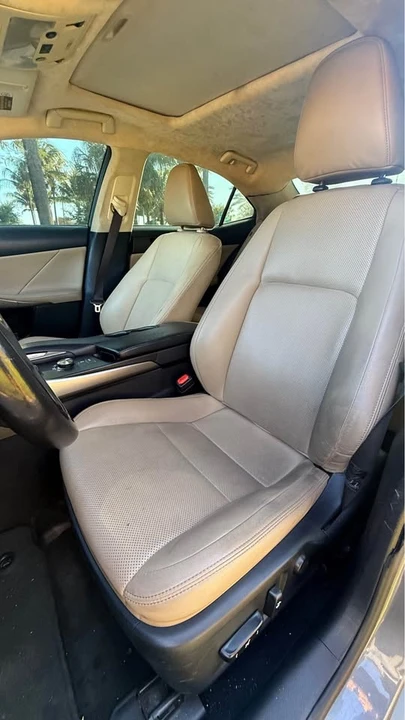 2018 Lexus IS 3rd Gen - Image 9 of 12