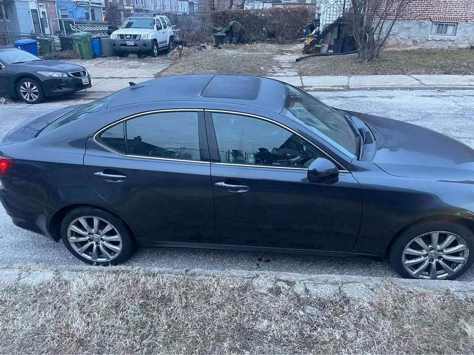 2018 Lexus IS 3rd Gen - Image 4 of 6