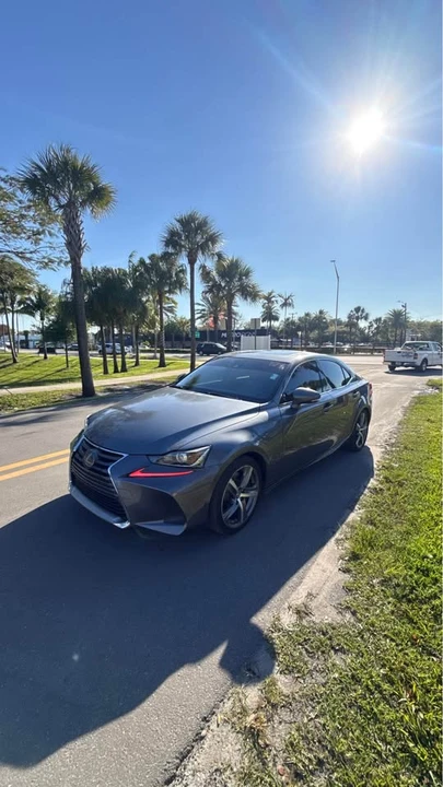 2018 Lexus IS 3rd Gen - Image 3 of 12
