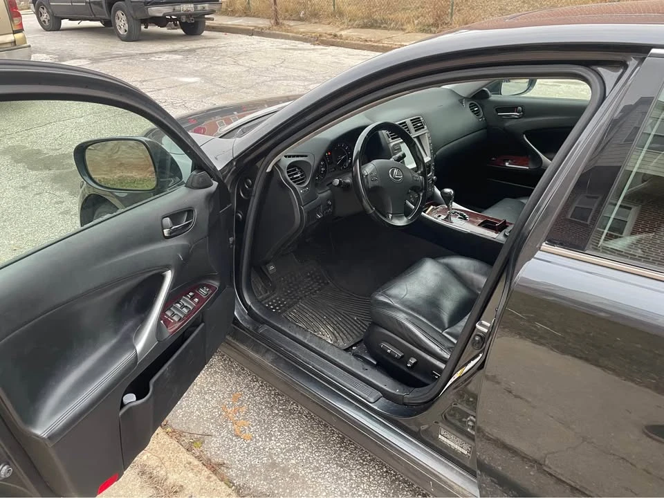 2018 Lexus IS 3rd Gen - Image 6 of 6