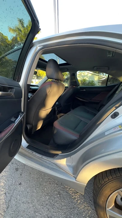 2018 Lexus IS 3rd Gen - Image 7 of 12