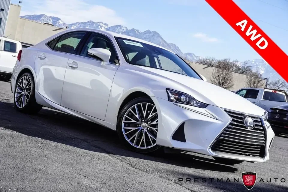 2018 Lexus IS 3rd Gen - Image 11 of 11