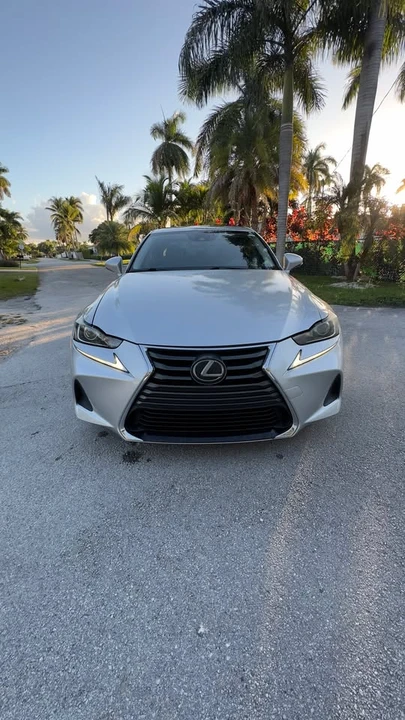 2018 Lexus IS 3rd Gen - Image 2 of 12