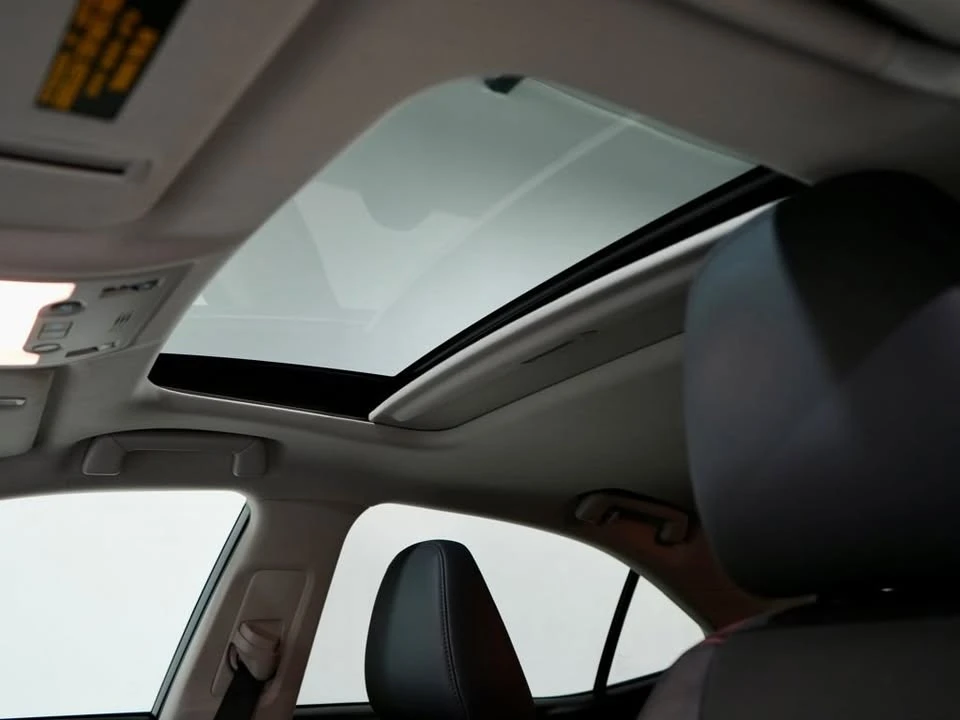 2018 Lexus IS 3rd Gen - Image 6 of 19