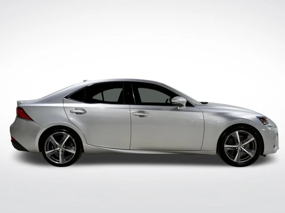 2018 Lexus IS 3rd Gen - Image 11 of 19
