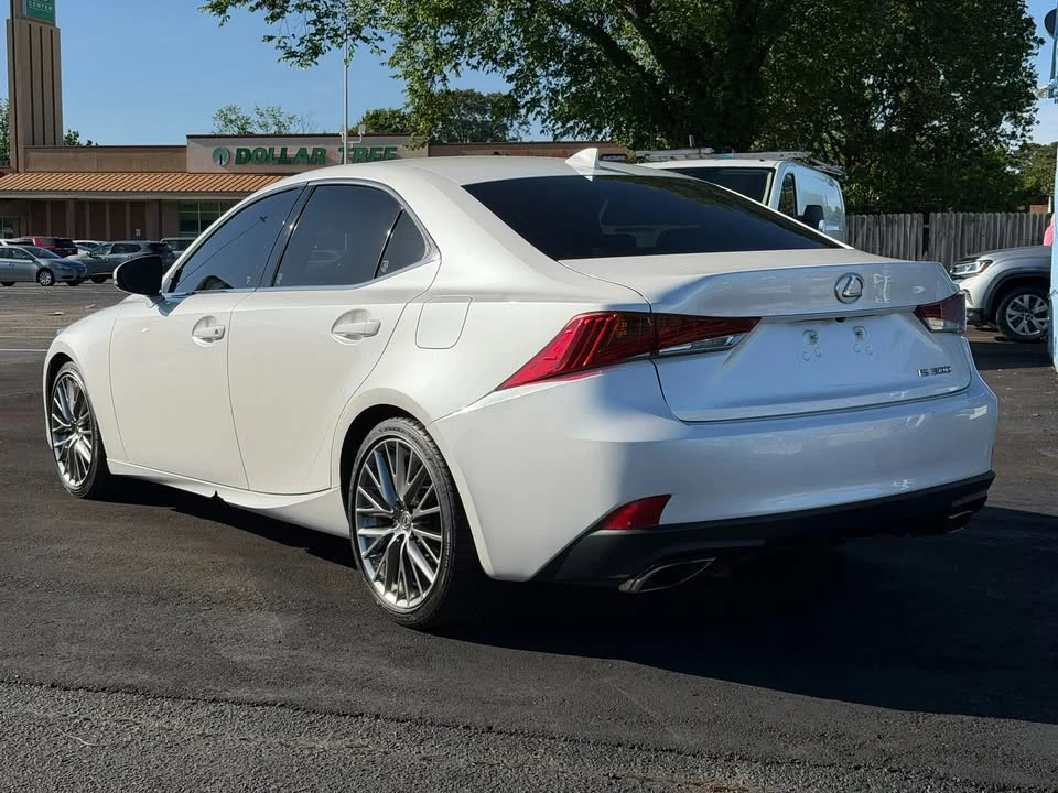 2018 Lexus IS 3rd Gen - Image 3 of 11