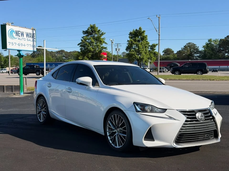 2018 Lexus IS 3rd Gen - Image 7 of 11