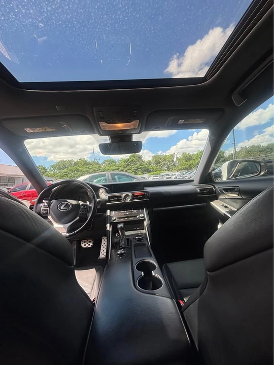 2018 Lexus IS 3rd Gen - Image 6 of 7