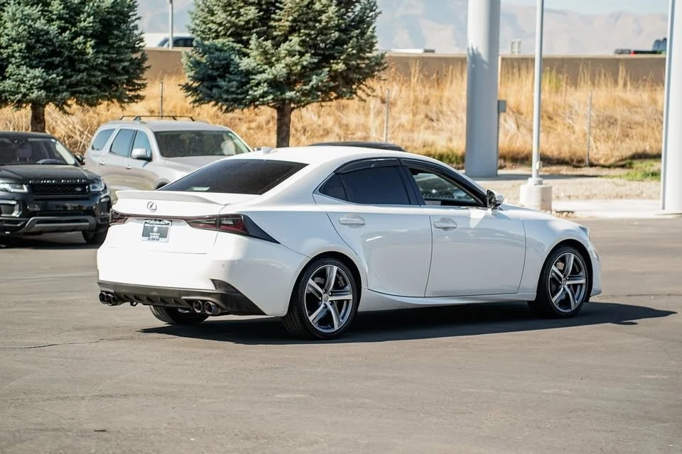 2018 Lexus IS 3rd Gen - Image 4 of 14