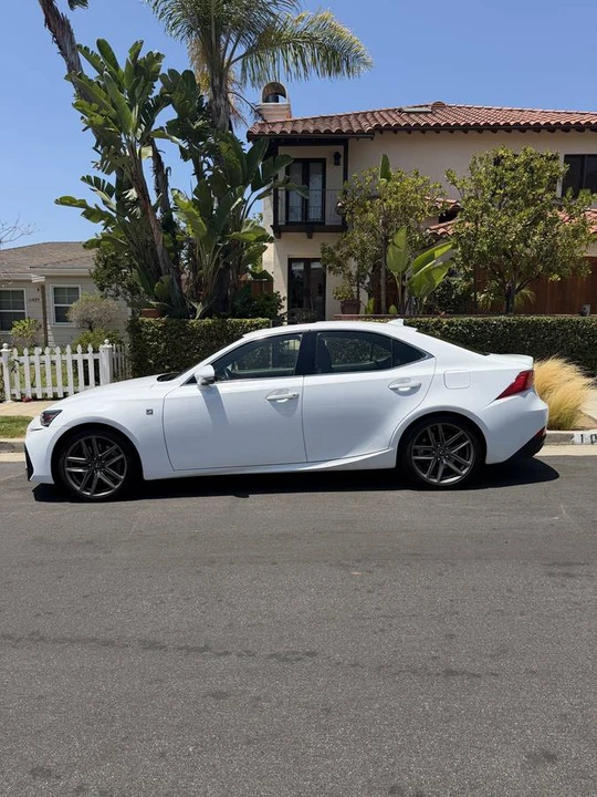 2018 Lexus IS 3rd Gen - Image 2 of 13