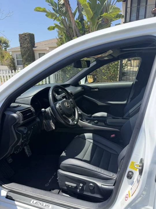2018 Lexus IS 3rd Gen - Image 10 of 13