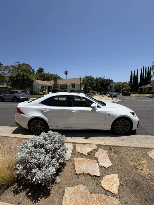 2018 Lexus IS 3rd Gen - Image 6 of 13