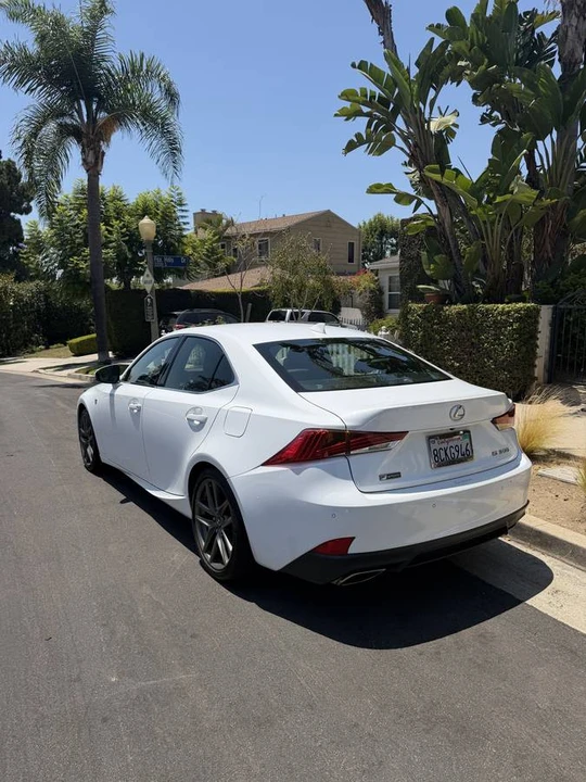 2018 Lexus IS 3rd Gen - Image 3 of 13