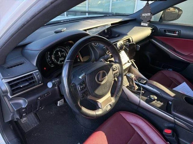 2018 Lexus IS 3rd Gen - Image 5 of 9