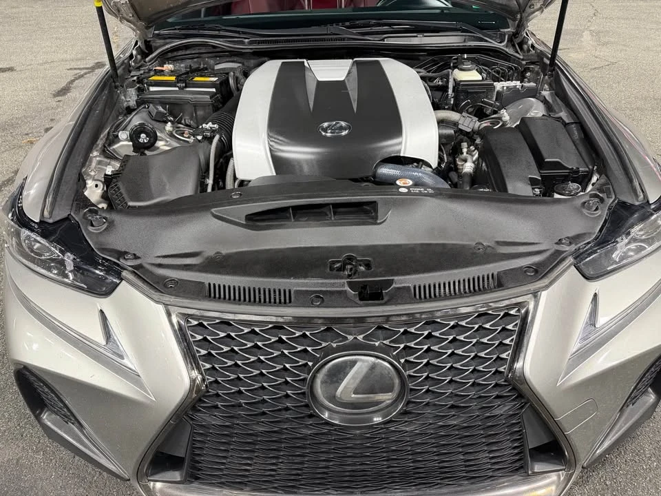 2018 Lexus IS 3rd Gen - Image 13 of 15