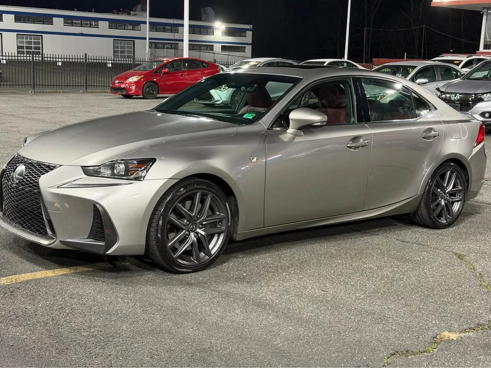 2018 Lexus IS 3rd Gen - Image 5 of 15