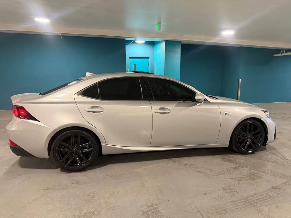 2018 Lexus IS 3rd Gen - Image 11 of 19