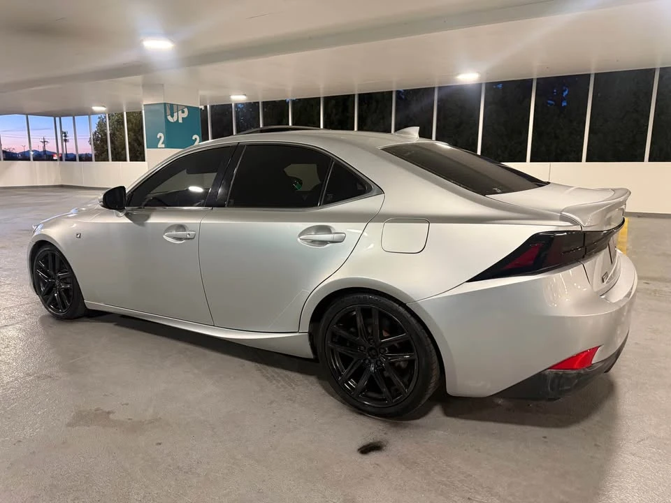 2018 Lexus IS 3rd Gen - Image 5 of 19