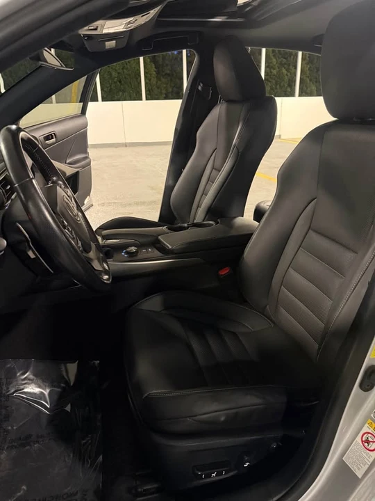2018 Lexus IS 3rd Gen - Image 15 of 19