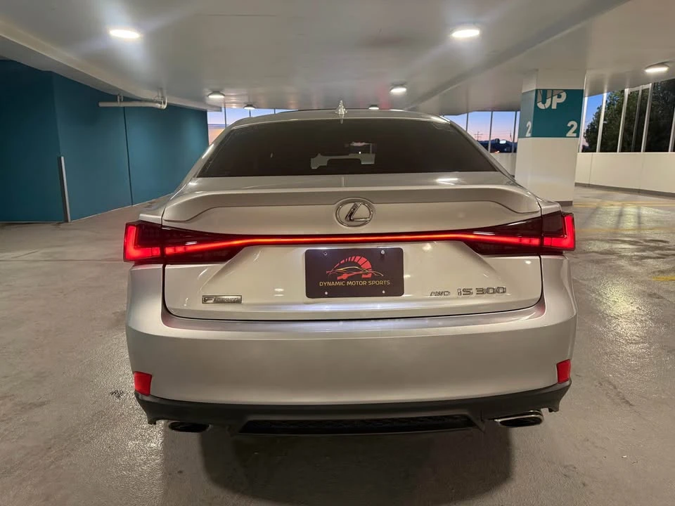 2018 Lexus IS 3rd Gen - Image 8 of 19