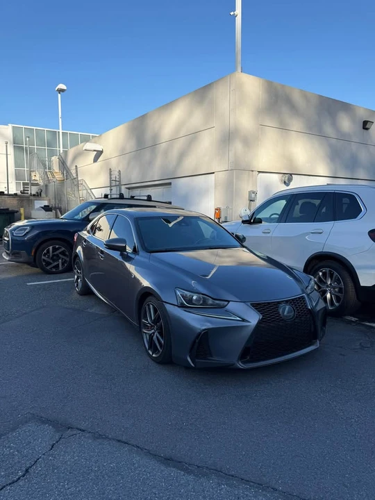 2018 Lexus IS 3rd Gen - Image 4 of 8
