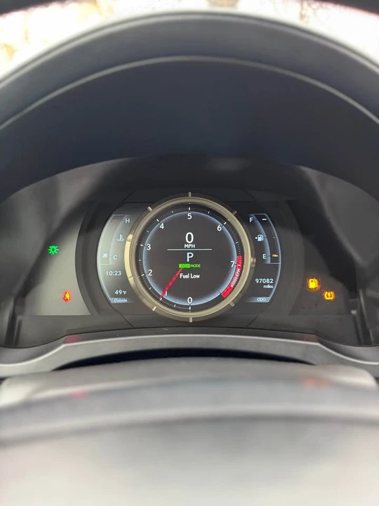 2018 Lexus IS 3rd Gen - Image 11 of 13