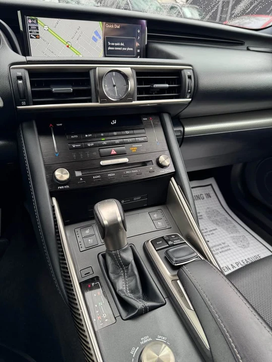 2018 Lexus IS 3rd Gen - Image 12 of 13