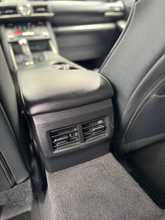 2018 Lexus IS 3rd Gen - Image 8 of 13