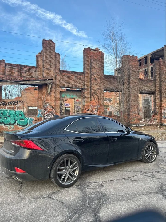 2018 Lexus IS 3rd Gen - Image 5 of 6