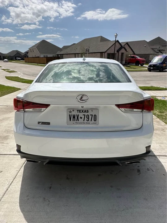 2018 Lexus IS 3rd Gen - Image 4 of 13
