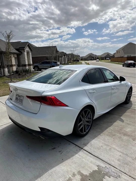 2018 Lexus IS 3rd Gen - Image 5 of 13