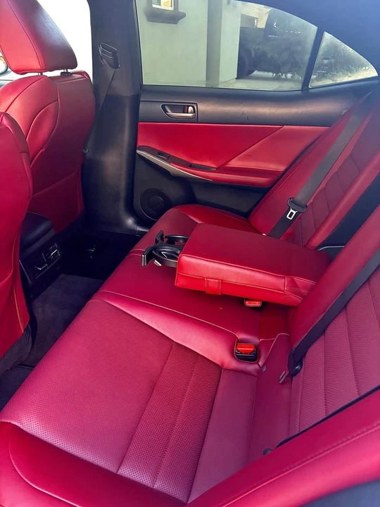2018 Lexus IS 3rd Gen - Image 5 of 15