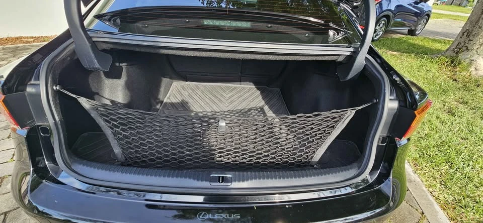 2018 Lexus IS 3rd Gen - Image 19 of 20