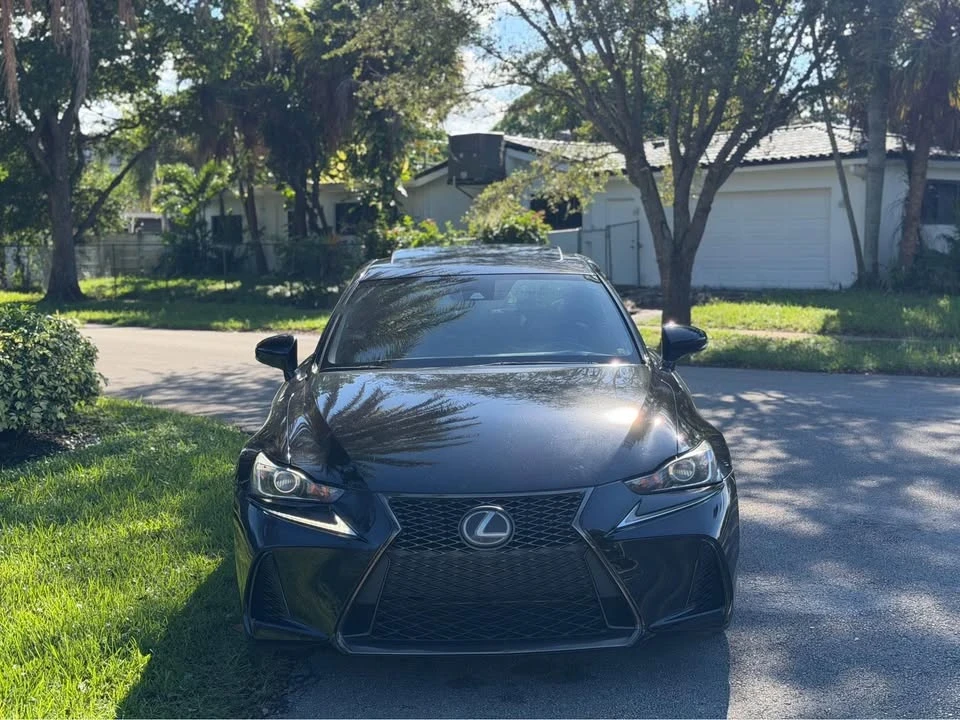 2018 Lexus IS 3rd Gen - Image 4 of 19