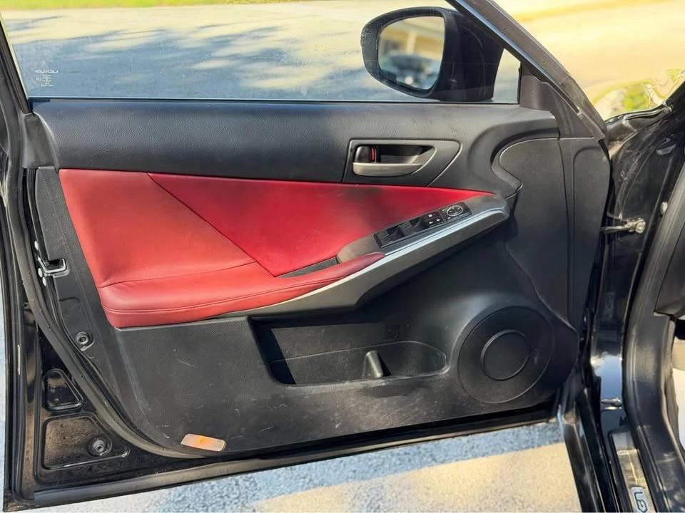 2018 Lexus IS 3rd Gen - Image 5 of 19