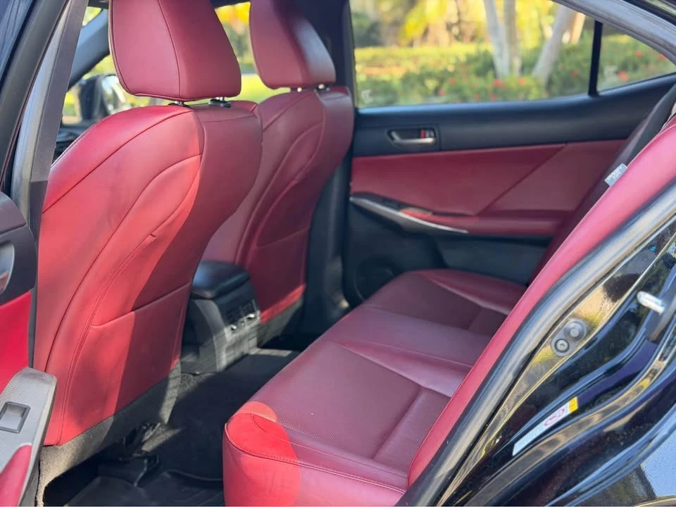 2018 Lexus IS 3rd Gen - Image 9 of 19