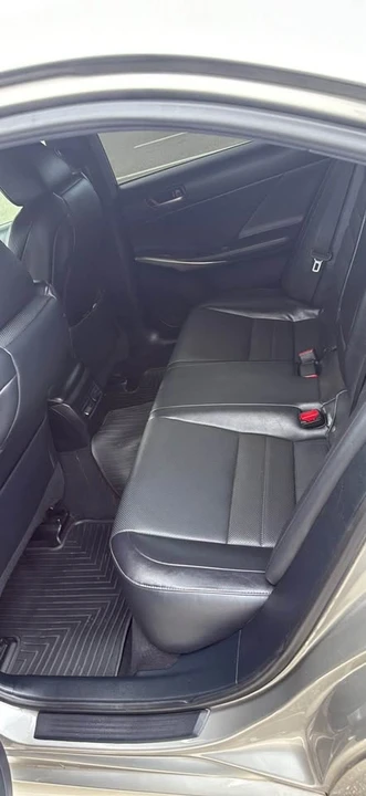 2018 Lexus IS 3rd Gen - Image 13 of 17