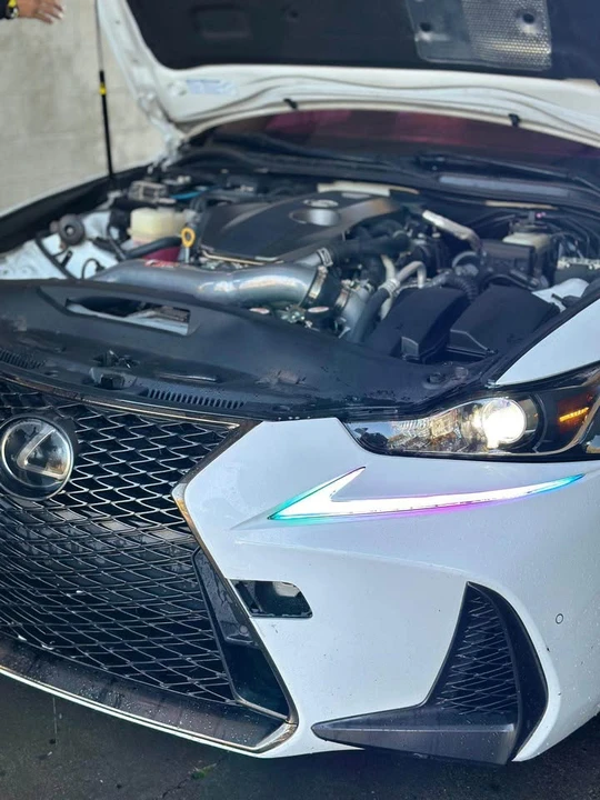 2018 Lexus IS 3rd Gen - Image 3 of 9