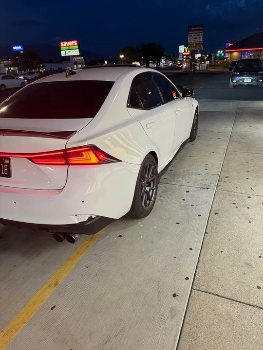 2018 Lexus IS 3rd Gen - Image 4 of 9
