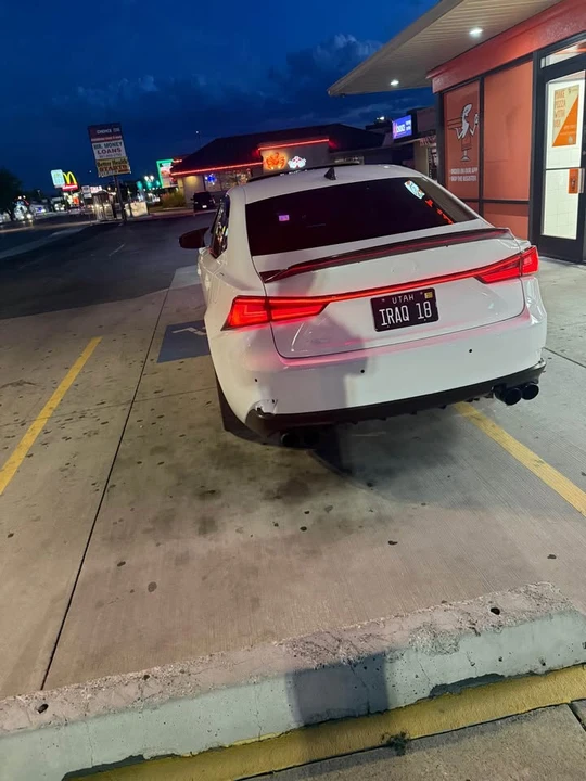 2018 Lexus IS 3rd Gen - Image 5 of 9